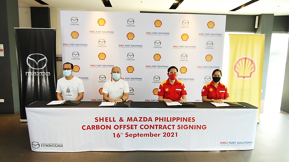 Shell and Mazda collaborate for Voluntary Carbon Offset Program, making Mazda the first car dealership in the Philippines to participate. L-R: Senior Marketing and Communications Manager of Mazda Philippines Saul Babas, President and CEO of Mazda Philippines Steven Tan, Country Business Manager of Shell Fleet Solutions Chris Alli, Shell Fleet Solutions Marketing Manager Millan Valdepenas