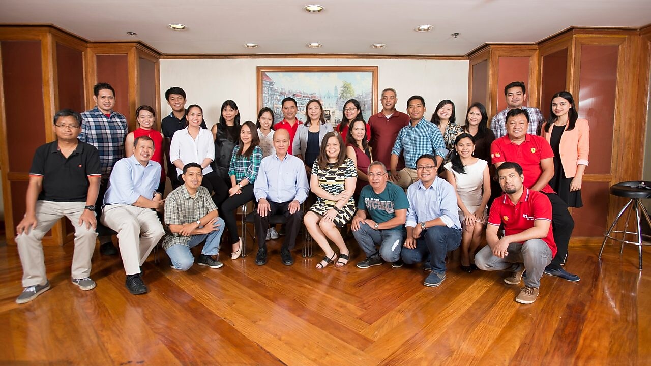 PSFI group of team posing for picture