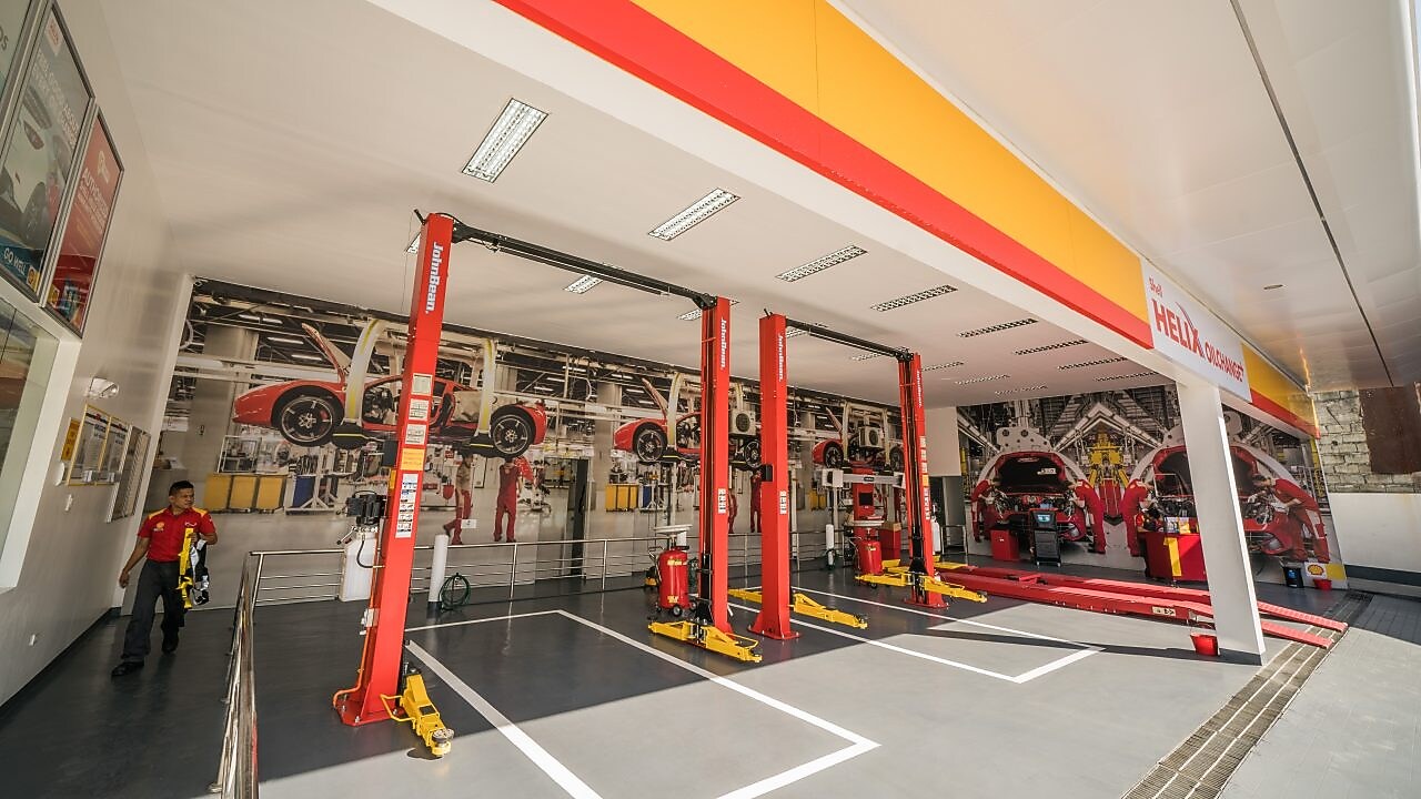 Shell Helix Oil Change