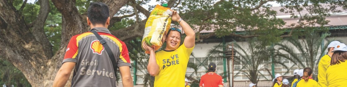 Volunteer working together