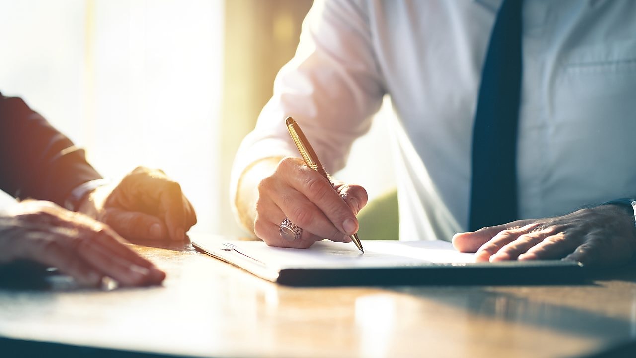 Pilipinas Shell, Shell Energy and Department of Energy Signs Agreement for Ev